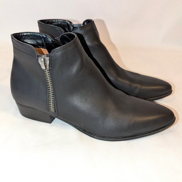 Naturalizer | Claire Ankle Booties with Zippers in Black | Size 8M - Picture 1 of 7